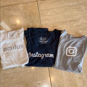 Instagram and oculus tshirts- gray, blue & white